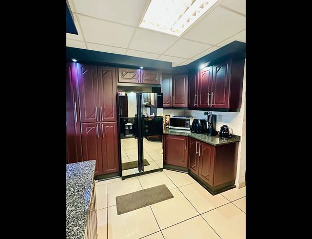 4 BEDROOM HOUSE SOLD IN BAYVIEW